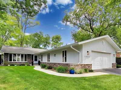 1052 Rolling Pass, Glenview, IL, 60025