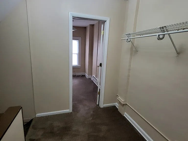 2266 Grandview Ave — Photo 53