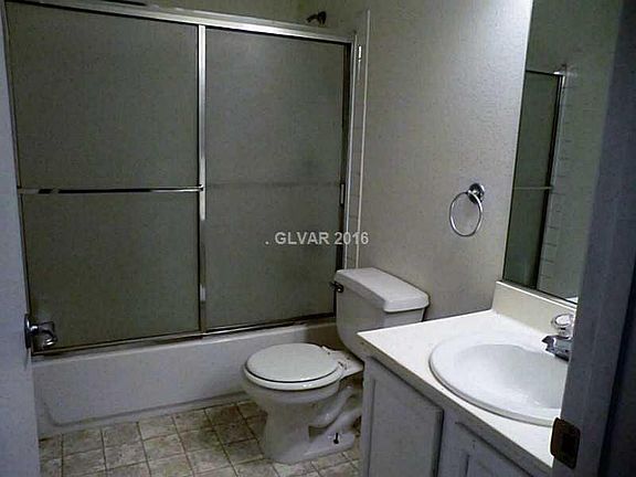 5th image of 5380 Angler Cir Unit 202