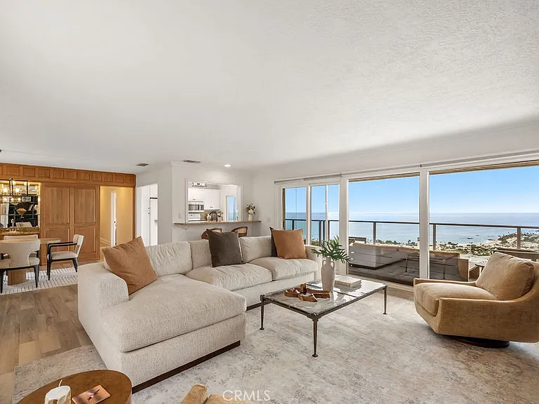 1651 Thurston Dr — Photo 1