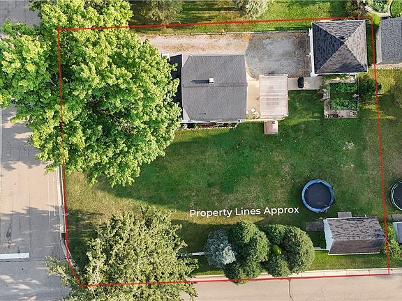 2nd image of 1283 Lipton Ave SW