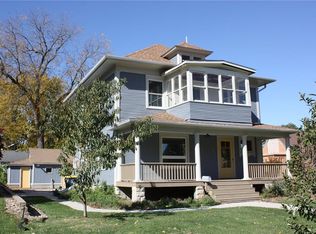 515 Broadway St, Pella, IA 50219