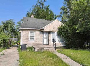 15431 Strathmoor St, Detroit, MI 48227