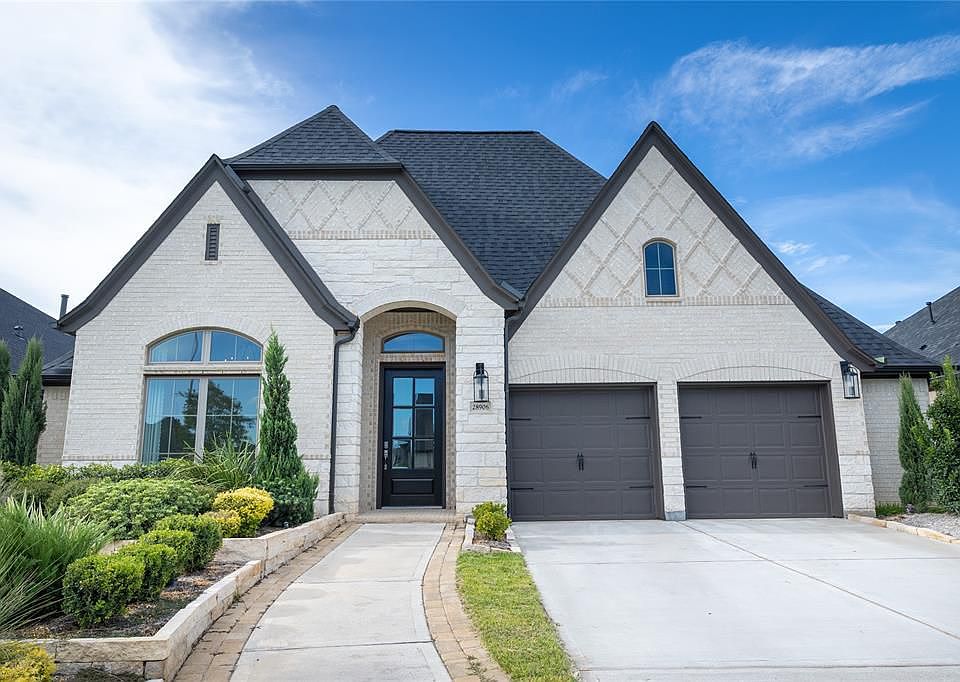1st image of 28906 Canyon Oak Dr