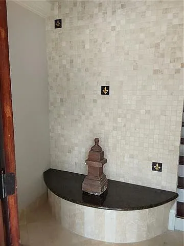 3 bed, 2.0 bath, 2000 sqft, $2,500 — Photo 2