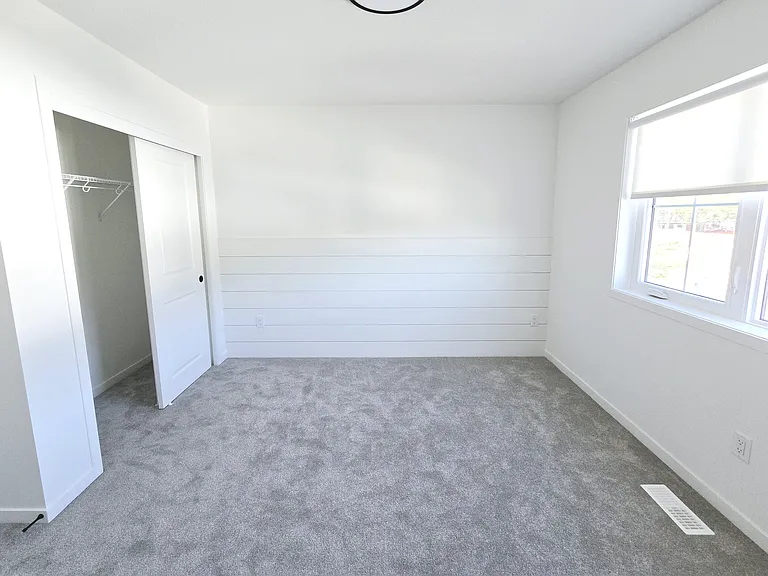 11640 83rd St NW — Photo 3