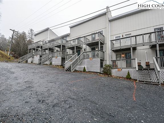 2nd image of 105 Wedling Weg #8