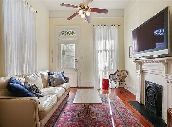 2nd image of 4909 Dryades St