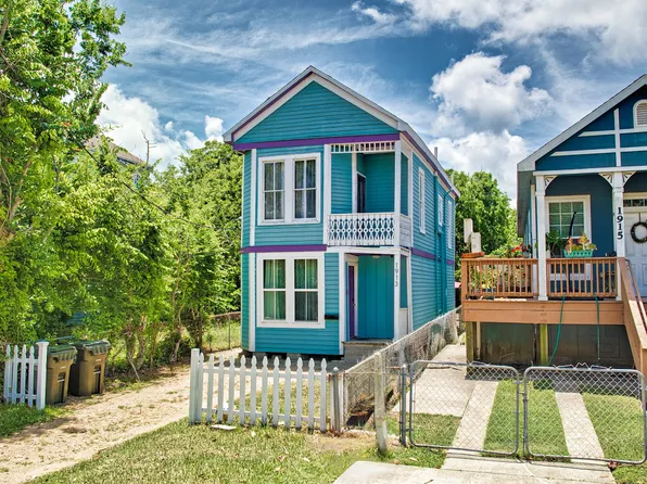 1913 Avenue N, Galveston, TX 77550