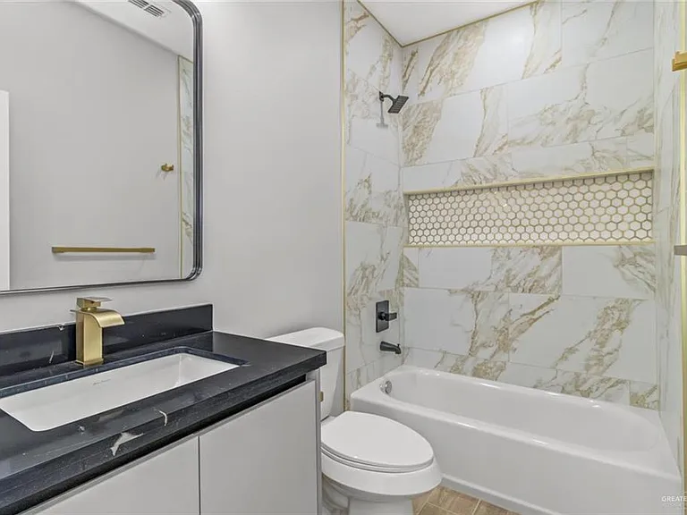 103 Yosemite Dr #2 — Photo 8