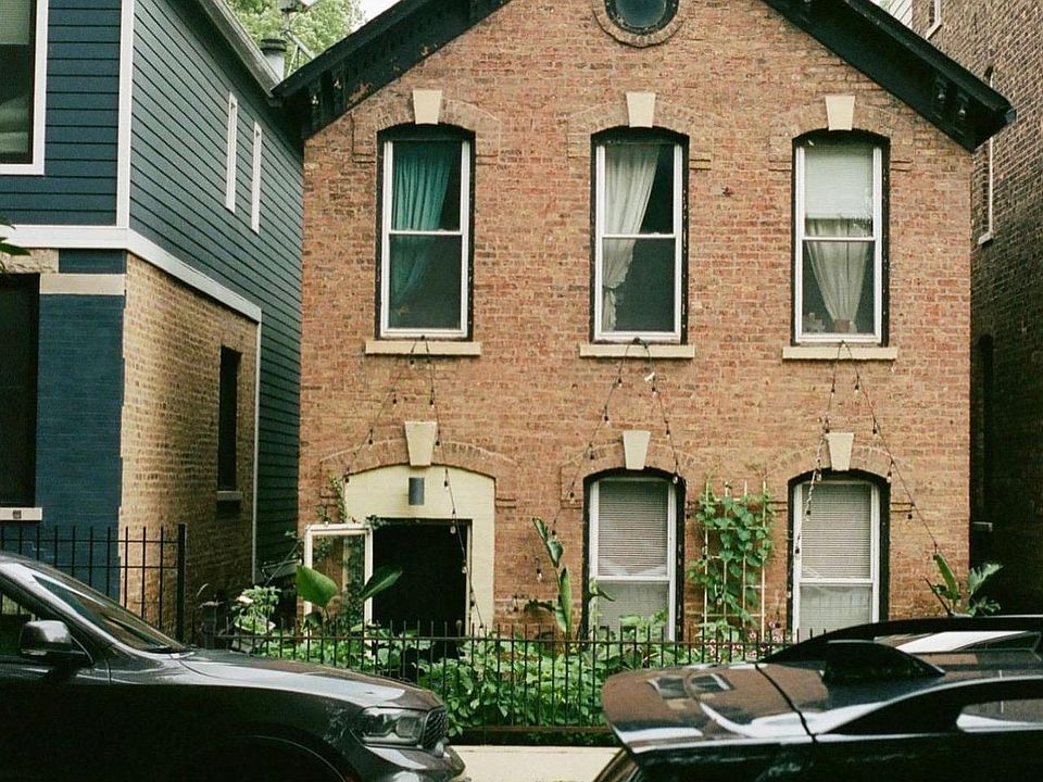 1st image of 2255 N Janssen Ave