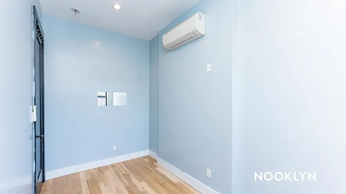 Rented by Nooklyn NYC LLC | media 8