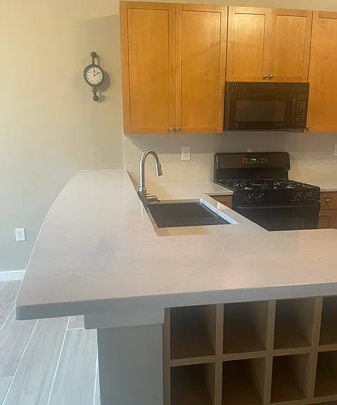 400 Mills Ave #107 — Photo 10