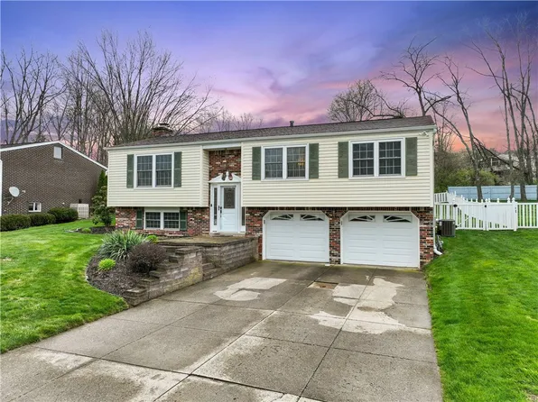 20 Brooklane Dr, Harrison City, PA 15636