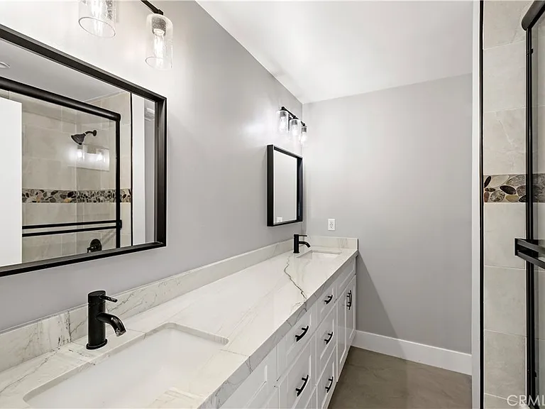 29091 Country Hills Rd — Photo 19