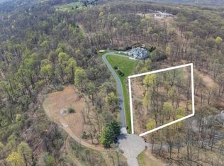 15 Elizabeth Dr, Kinnelon, NJ 07405