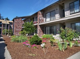 7427-7495 SE Division St #7457, Portland, OR 97206