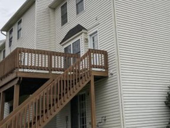 2nd image of 216 N Oak St