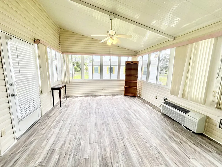 5498 Crane Feather Dr — Photo 37