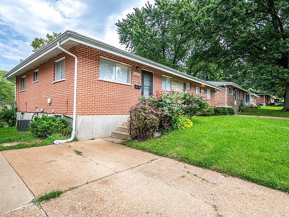 5th image of 10123 Douglas Ct