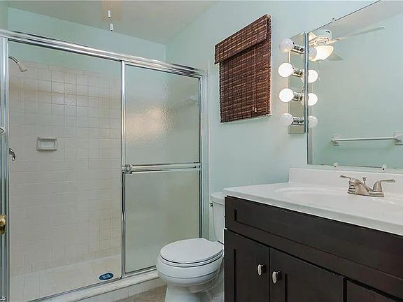 3rd image of 4931 SW 2nd Pl