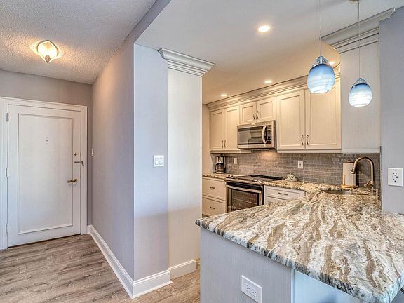 2nd image of 4800 Boardwalk APT 604
