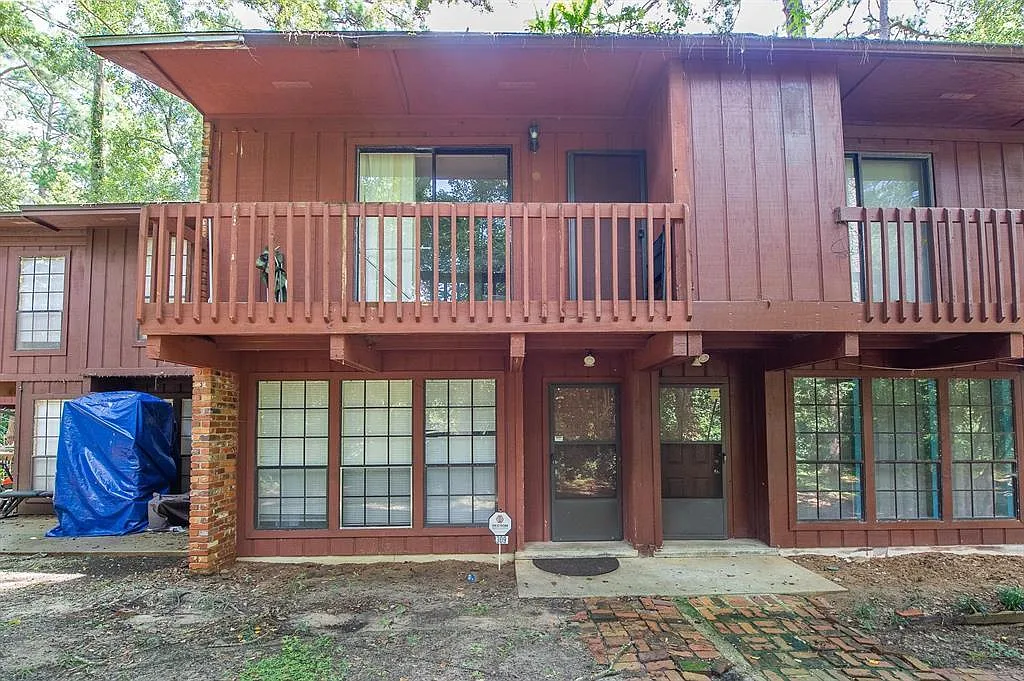 Building Photo - 2309 Green Timbers Trl #B