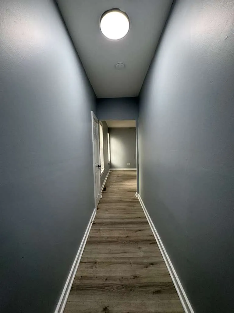3 bed, $2,200 — Photo 3