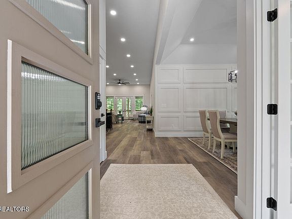 3rd image of 222 Oostanali Way