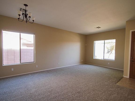 5th image of 3100 E Runaway Bay Pl