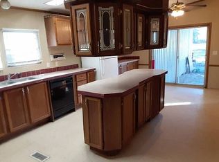 140 Long Rd, Pollock, LA 71467