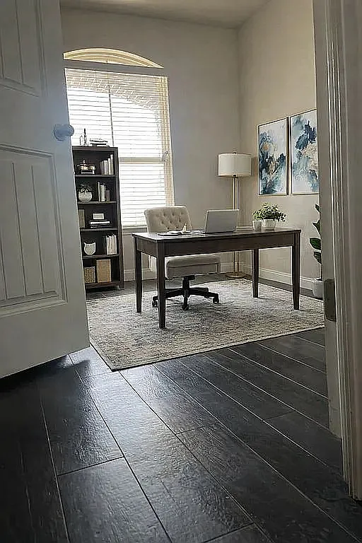 4 bed, 3.5 bath, 3530 sqft, $2,800 — Photo 3