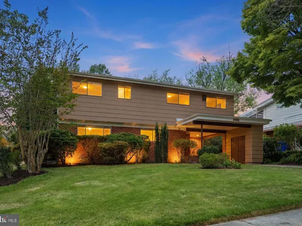 11408 Gilsan St, Silver Spring, MD 20902