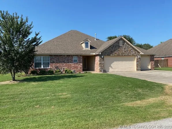 2007 Graham Pl, Pryor, OK 74361