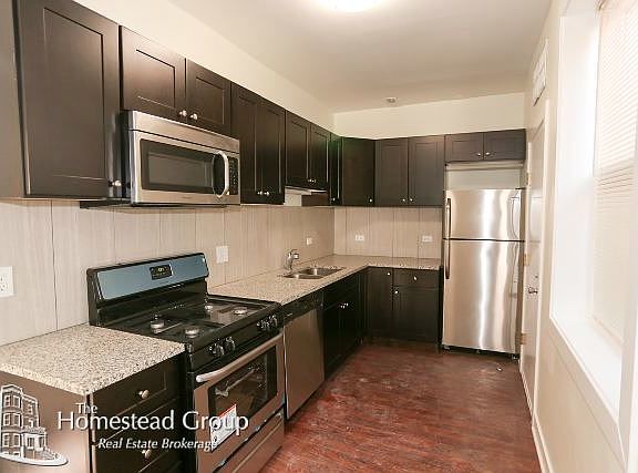 3rd image of 2944 W Montrose Ave #2nd