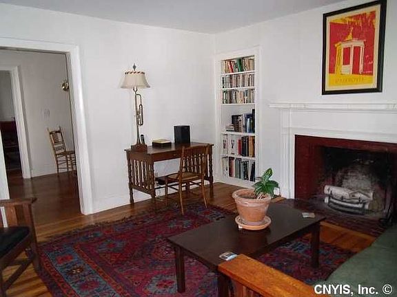 5th image of 30 Albany St