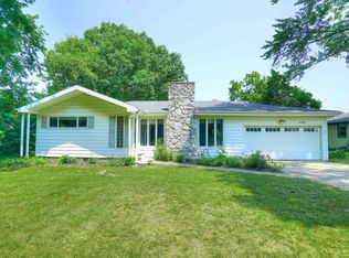 23499 Greenleaf Blvd, Elkhart, IN 46514