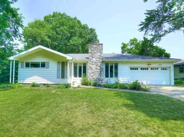 23499 Greenleaf Blvd, Elkhart, IN 46514