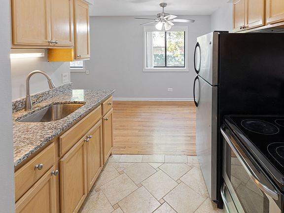 4th image of 7545 N Winchester Ave APT 201