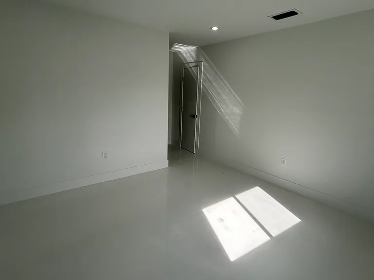 3440 SW 25th St — Photo 5