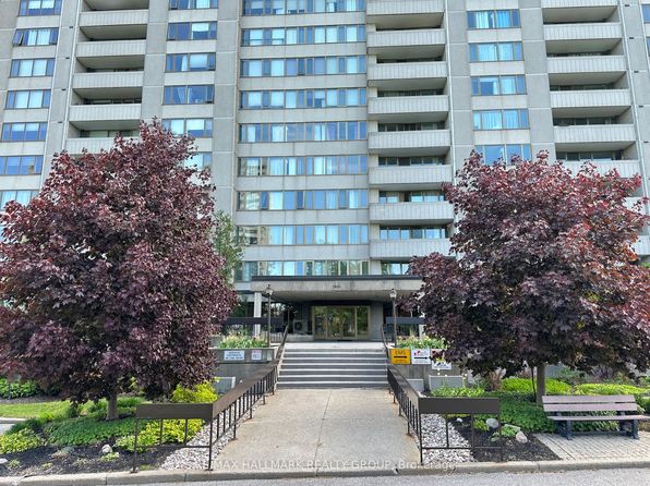 2625 Regina St #1706, Ottawa, ON K2B 5W8
