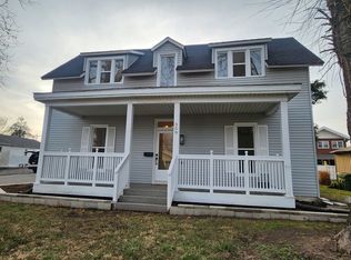 309 N Main St, Pinckneyville, IL 62274