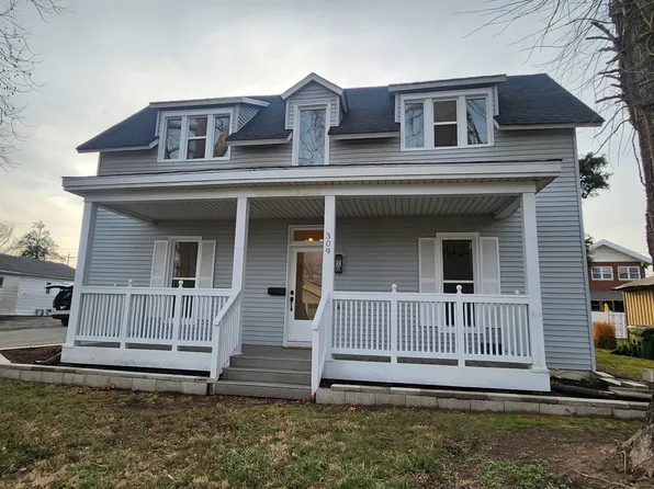 309 N Main St, Pinckneyville, IL 62274