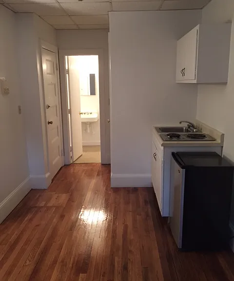 854 Beacon St #6 — Photo 3