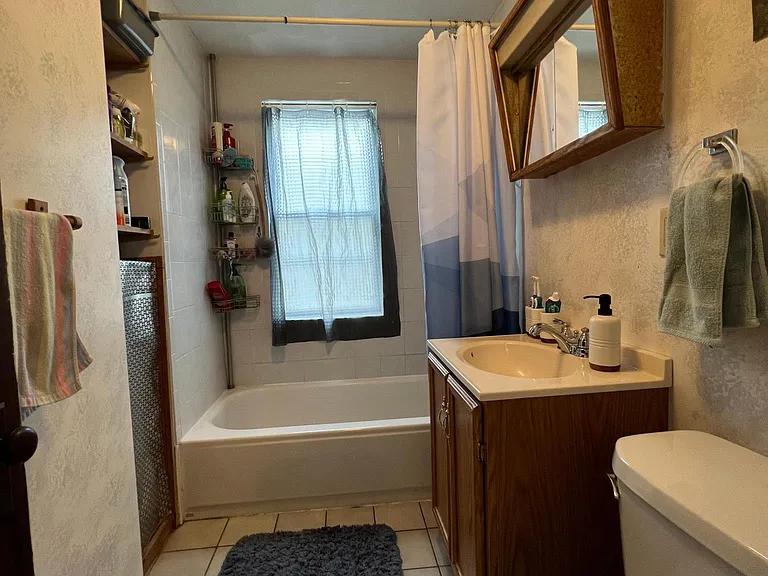14 Ash St #1 — Photo 6
