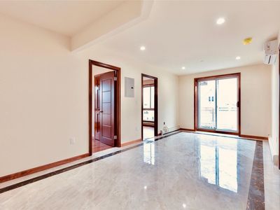 74-25 43 Avenue #4A, Elmhurst, NY, 11373