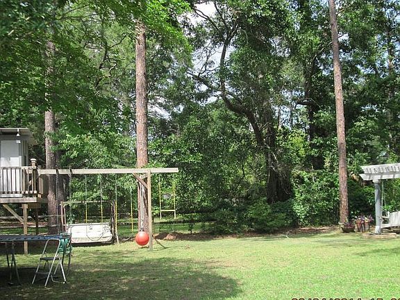 Playhouse, swing & fire pit 