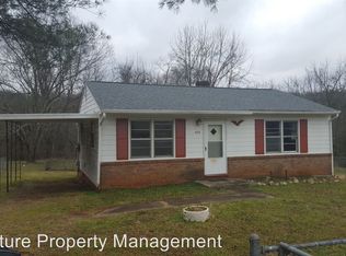 406 Harris Dr, Martinsville, VA 24112