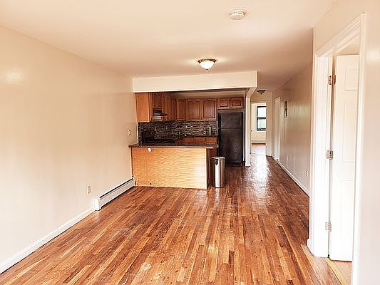 1st image of 16 Suydam Pl #3A