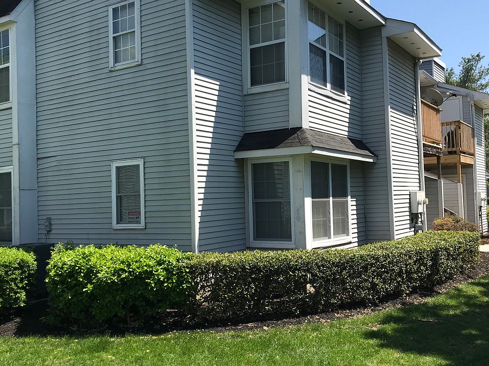1st image of 8627 Beekman Pl Suite 27A